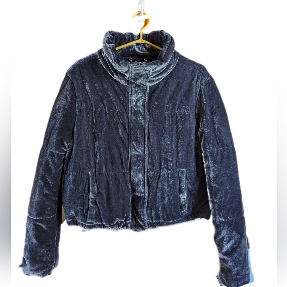 Jou Jou dark blue velvet velour puffer style jacket blue cropped Large